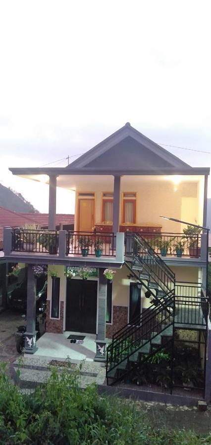 Homestay Anggun Bromo Buitenkant foto